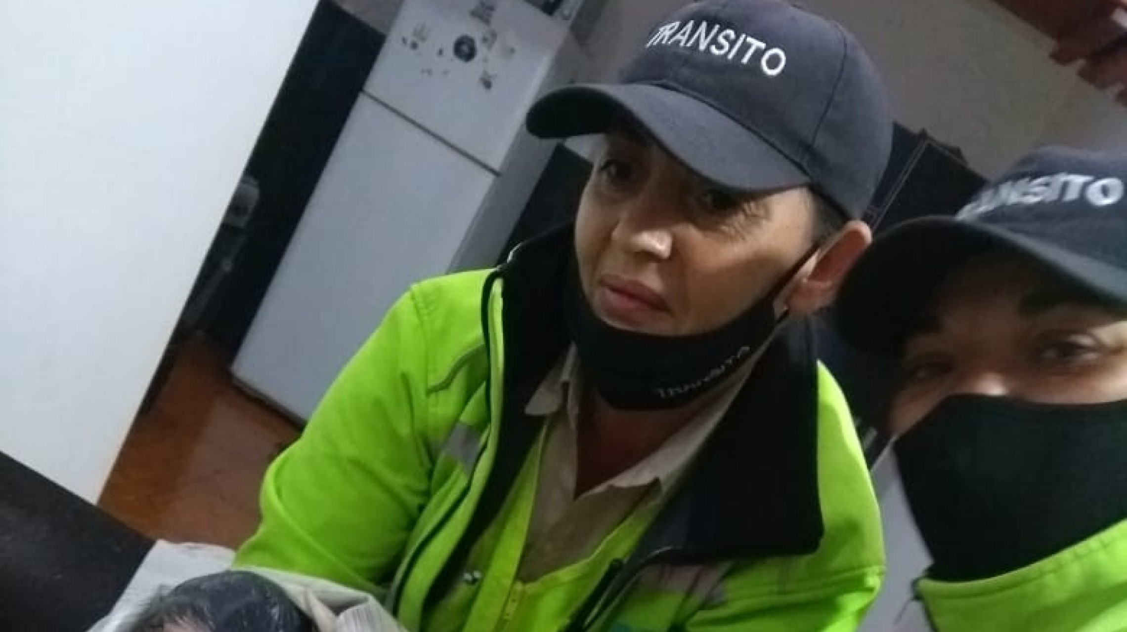 Dio a luz en su casa con la ayuda de inspectoras de Tránsito